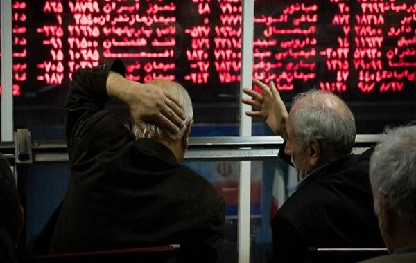 عقب‌نشینی ۶۴ هزار واحدی در دومین روز هفته