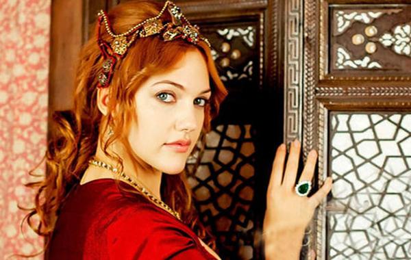 قاب خانوادگی بازیگر خرم سلطان در جشن کریسمس