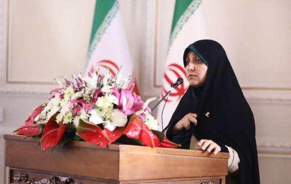 روایت واحد و واقعی از زن ایرانی به دنیا ارائه دهیم