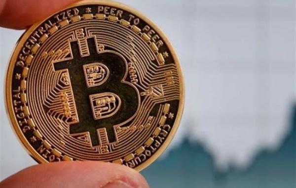 بیت‌کوین از ۱۰۵ هزار دلار فراتر رفت