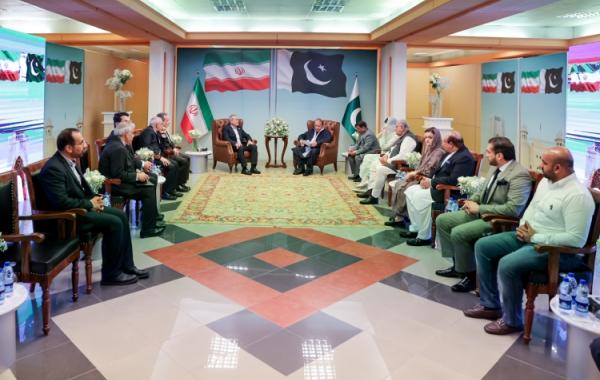  مسلمانان علم خود را باهم به اشتراک بگذارند