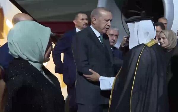 «اردوغان» پس از کویت وارد قطر شد+فیلم
