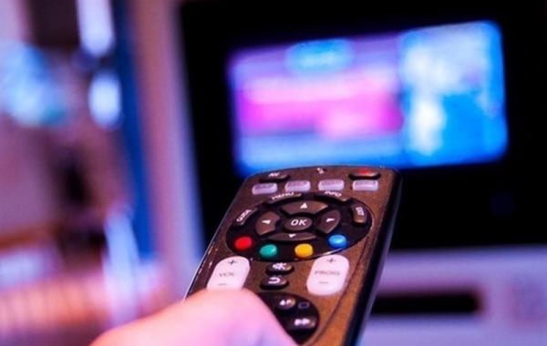فیلم‌های آخر هفته با ادای احترام به مقام معلم
