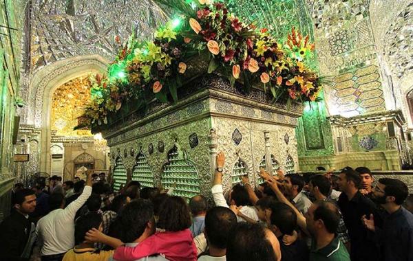 برگزاری جشن بزرگ بیعت با امام زمان(عج) در شاهچراغ