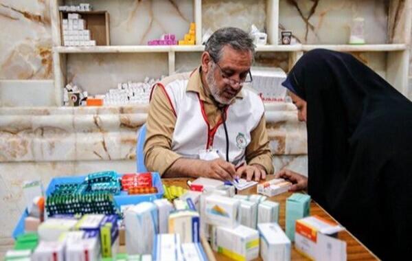 ارائه خدمات درمانی و امدادی هلال‌احمر به زائران اربعین