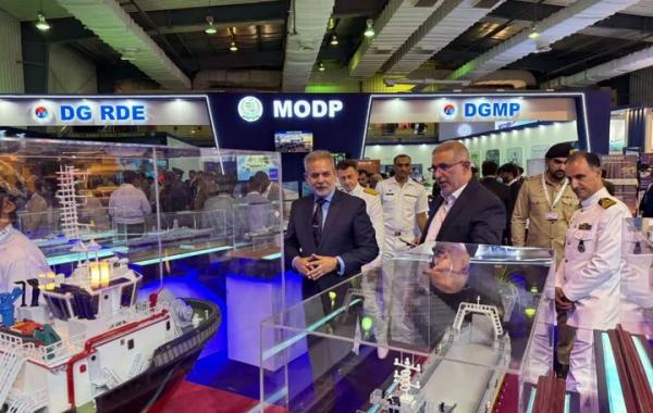 دریافت تندیس از نمایشگاه دریانوردی پاکستان