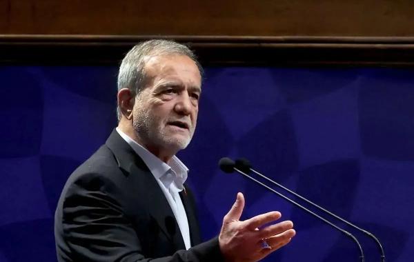 سخنرانی توجه‌برانگیز پزشکیان درباره قیمت بنزین