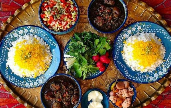 انتخاب بهترین چاشنی و سالاد برای قورمه‌سبزی