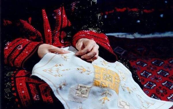صادرات ۲۲۳ میلیون دلاری محصولات صنایع‌ دستی 