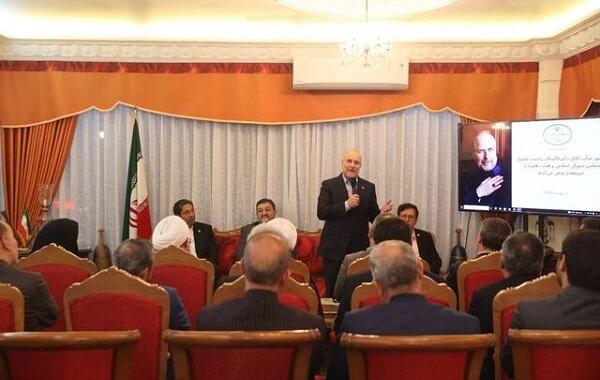 مردم را از گردونه اقتصاد کشور حذف کرده‌ایم