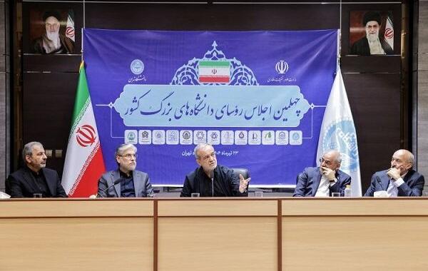  باید نگاه‌ تنگ‌نظرانه را کنار گذاشت و ازنخبگان استفاده کرد
