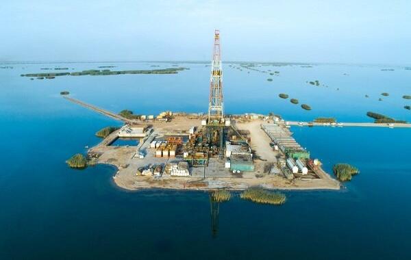 نفت چگونه اقتصاد ایران را رشد می‌دهد؟