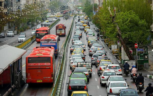 یک بنر در سطح شهر تهران جلب‌توجه کرد+عکس