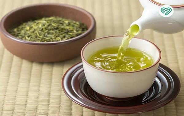 نوشیدنی‌های صبحگاهی مفید برای کبد چرب