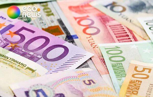 رشد هم‌زمان نرخ اسکناس و حواله در بازار ارز تجاری