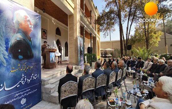 رونمایی از اثر استاد فرشچیان در موزه ملی هنر 