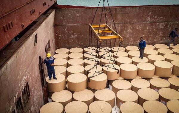 ۴۰ میلیون دلار ارز برای واردات کاغذ تخصیص یافت