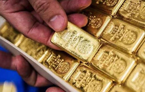 قیمت جهانی طلا را اندکی کاهش داد