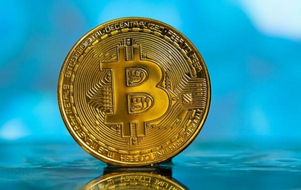 پایان صعود ۳ ساله بیت‌کوین و آغاز بازار نزولی