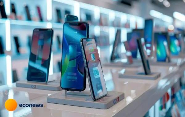 قیمت موبایل دو برابر شد؛ بازار راکد شد!