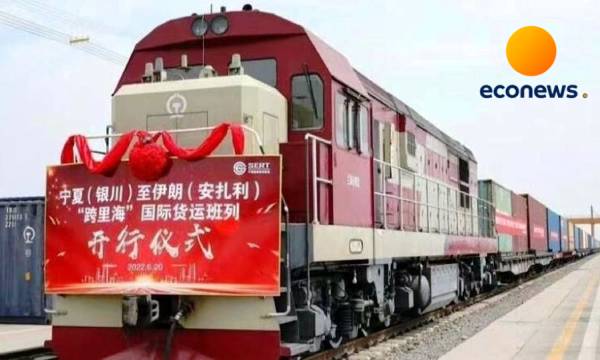 ایران دروازه طلایی ترانزیت ریلی ۶۰ میلیون تن کالا 