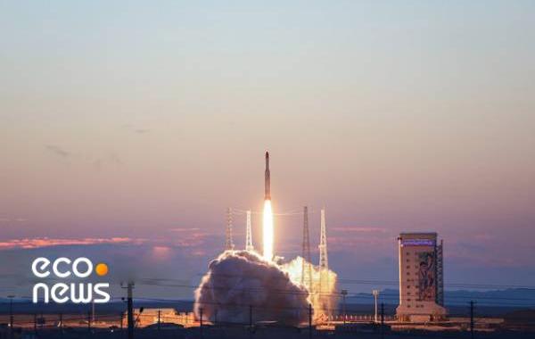 ساخت پرتابگر برای حمل موجود زنده به فضا