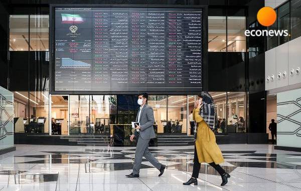 عبور پرقدرت شاخص کل از مرز ۳.۷ میلیون واحد