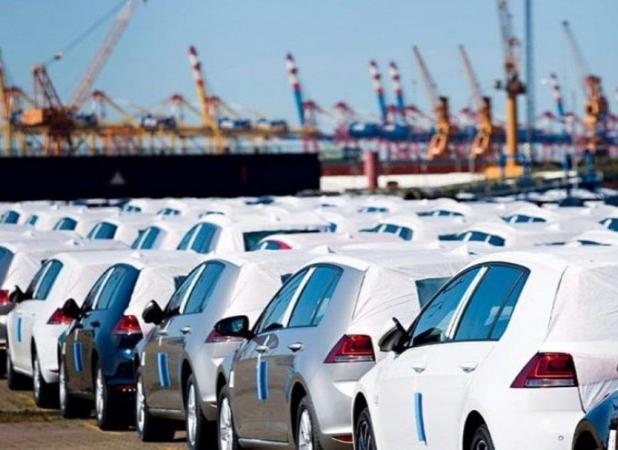واردات ۷۰ هزار خودرو در آستانه صدور مجوز