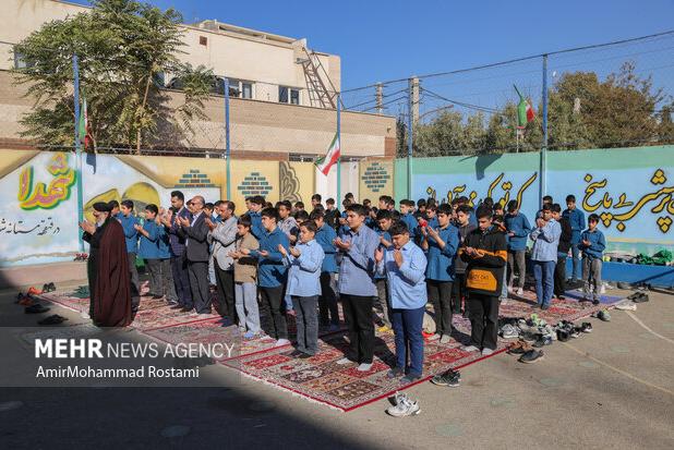 آموزش و پرورش به مکتبی انسان‌ساز با تکیه بر خانواده‌محوری تبدیل می شود