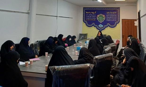 پنجمین کرسی مناظره مهدویت در همدان برگزار شد