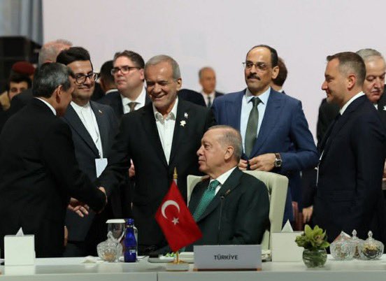 ظاهرا پزشکیان دیپلماسی را به زبان ترکی بلدتر است!