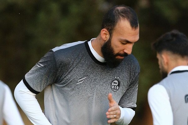 کاپیتان استقلال آماده دیدار با فجرسپاسی/ بازگشت روزبه به لیست آبی‌ها