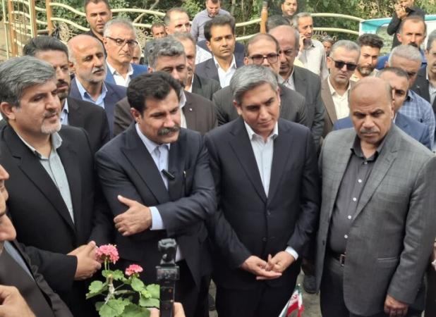 بازدید معاون رئیس جمهور از روستای بزلانه کردستان