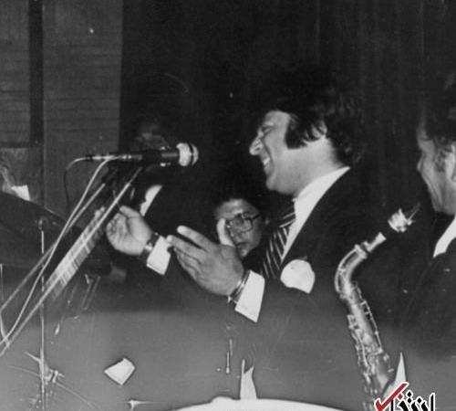 دو عکس از احمد ظاهر، محبوب‌ترین خواننده افغانستان
