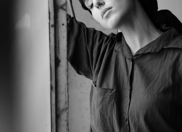 ژست هنری شیدا زخم کاری در جدیدترین عکس‌هایش