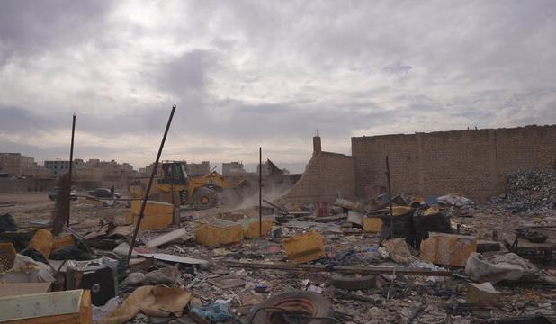 تخریب ۹ انبار ضایعات غیرمجاز در شیراز