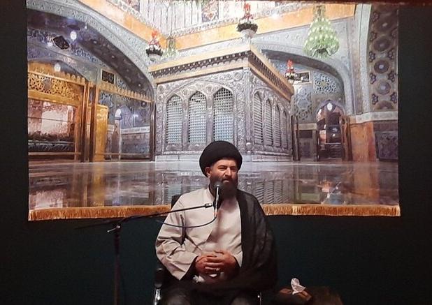 ملت ما عزت را نه در لبخند غرب که در اشک عاشورا و غیرت علوی یافته است