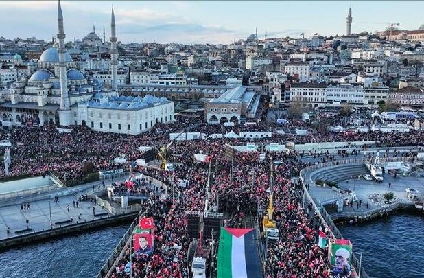 تظاهرات گسترده مردم ترکیه در حمایت از غزه + تصاویر
