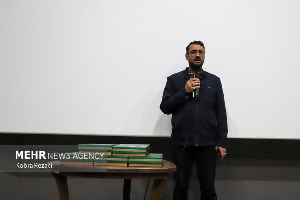 هوشمند: رونمایی از ۲ اثر فاخر «چای و گلاب» و «خادم الرضا(ع)» در مشهد