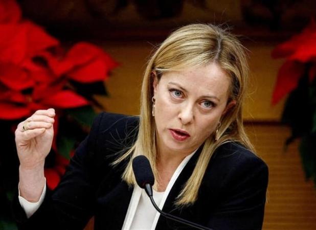 حمله ملونی به اسقف اعظم ایتالیا به دلیل انتقاد وی از رویکردهای ضد مهاجرتی دولت