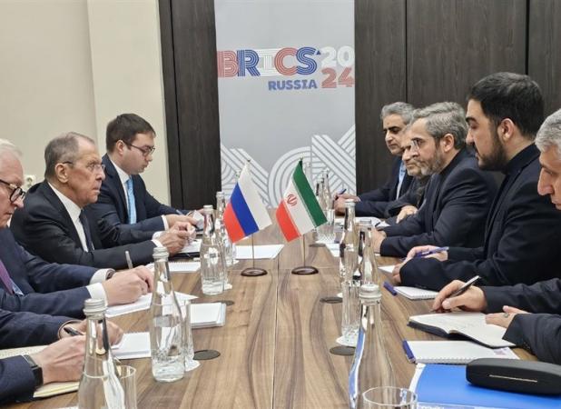 رایزنی علی باقری با وزیر خارجه روسیه