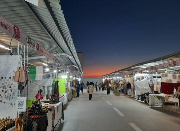 صنعتگران فارس در نمایشگاه‌های ملی صنایع‌دستی کشور حضور مؤثر دارند