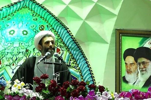 رمز پیروزی امت اسلامی در اطاعت از امام جامعه است