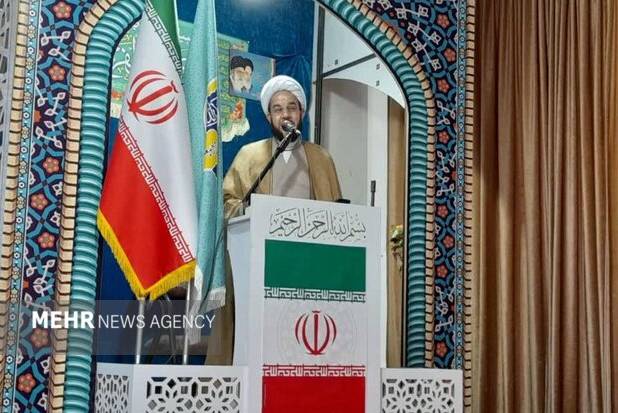 رسیدن به قله‌های پیشرفت و عزت با سختی همراه است