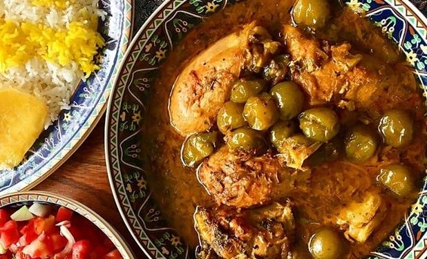 بشنوید از یک میوه با قدمتی دو هزار ساله! / خورش گوجه سبز بخوریم یا خجالت؟!