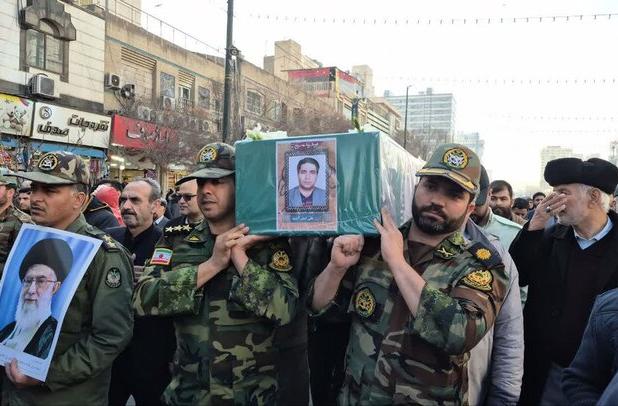 پیکر مطهر جانباز شهید «علی اصغر آینه» در مشهد تشییع شد