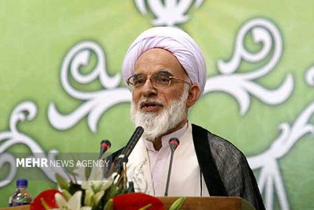 آیت‌الله دری نجف‌آبادی: حوزه علمیه باید طلاب زمان‌شناس تربیت کند