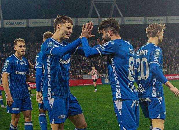 والی تماشایی لژیونر محبوب پرسپولیسی‌ها برای فرار از شکست