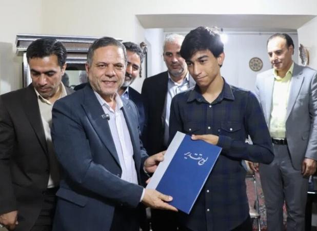 نخبگان علمی طلایه‌داران پیشرفت و اقتدار آینده ایران هستند