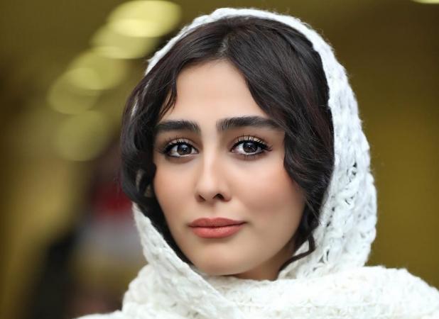 جشن تولد خانم بازیگر تلویزیون در کنار دریا